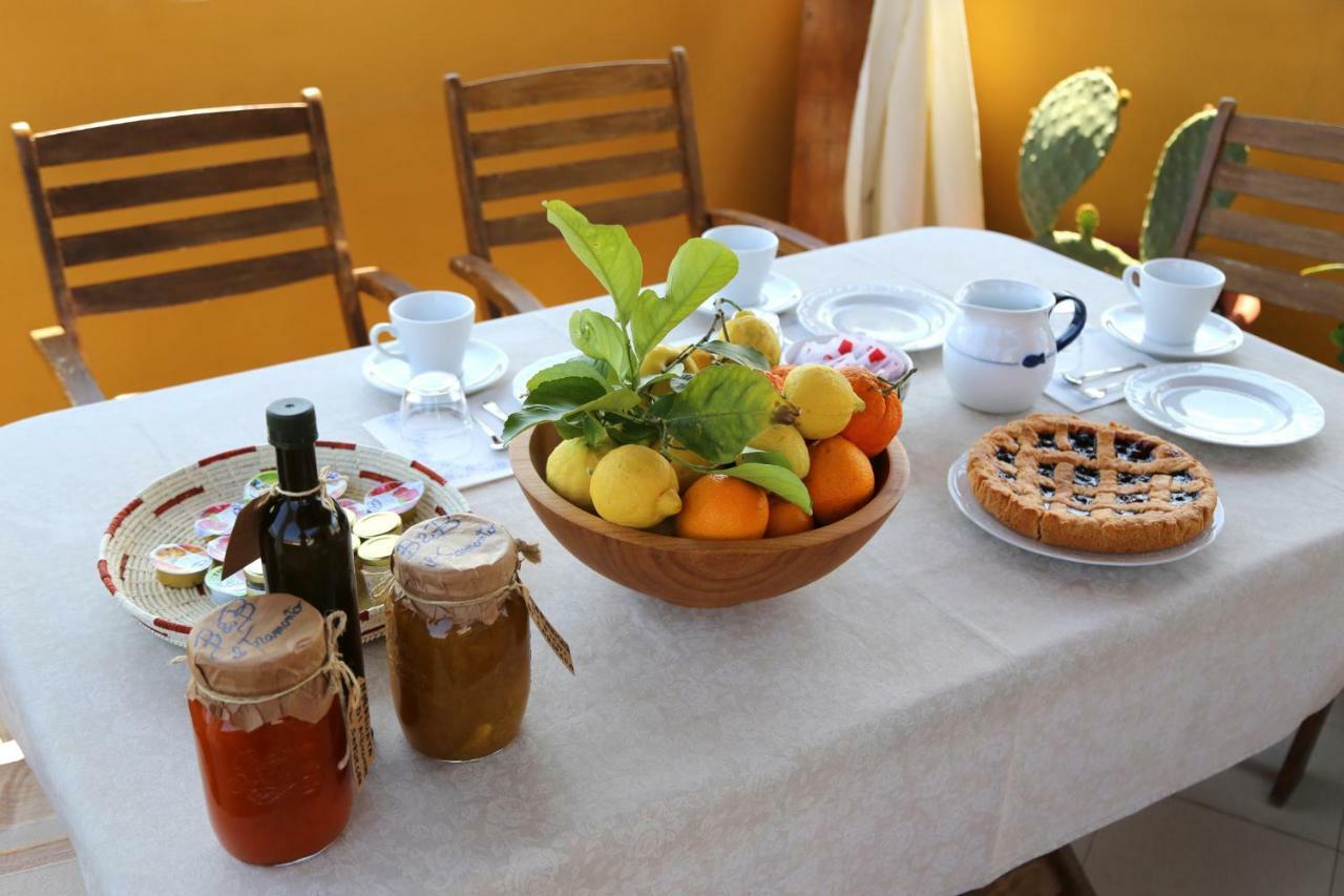 Il Tramonto Bed & Breakfast Castelsardo Exterior foto